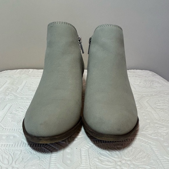 Lucky Brand Basel Bootie Sz 7 EUC - Picture 3 of 12